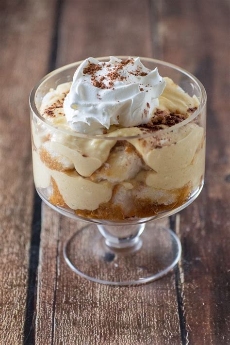 This No Bake Tiramisu Trifle Is A Quick And Easy Take On A Classic Tiramisu Recipe Angel Food