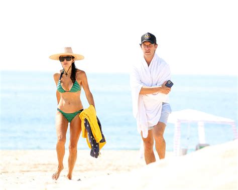 Bethenny Frankel Shows Off Her Slim Figure In A Bikini Photos Thefappening