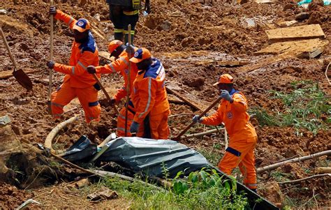 Colombia Landslide Toll At 33 As Rescuers Work Against Clock