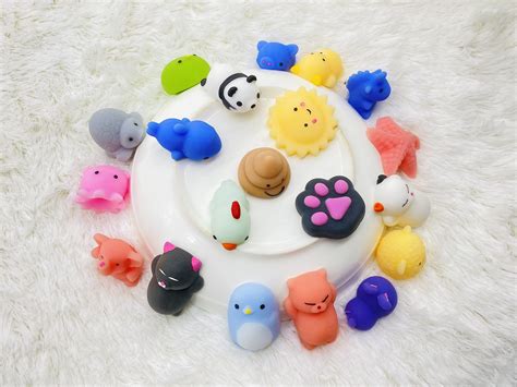 Fufufa 20 Pack Mochi Fidget Squishy Toys For Boys And Girls Party