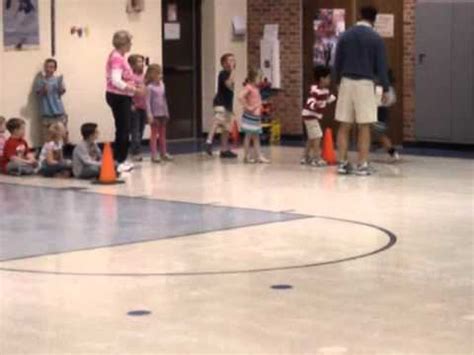 (other than those played in a circle). Don's kindergarten relay races - YouTube
