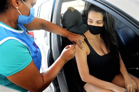 Com a chegada da vacinação para os portadores de comorbidades a dpe seguirá acompanhando a vacinação do novo grupo, também ao todo, internos de doze cidades baianas já receberam vacinas. João Pessoa avança com PNI e vacina pessoas de 45+ com ...