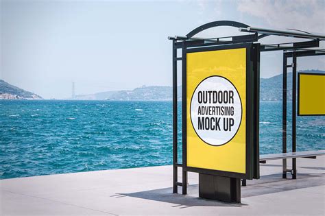 Free Outdoor Advertising Mockups Psd