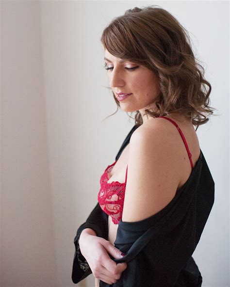 Womens Day Boudoir Giveaway Dianes Lingerie