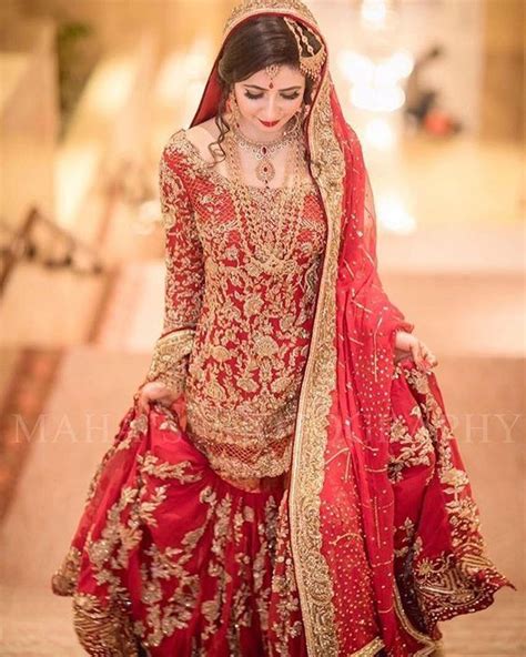 Pakistani Bridal Dresses For Barat Day In Red Color Bridal Dresses 2018