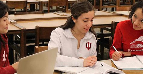 Learning Communities Academic Opportunities The Iu Education Office Of Admissions Indiana