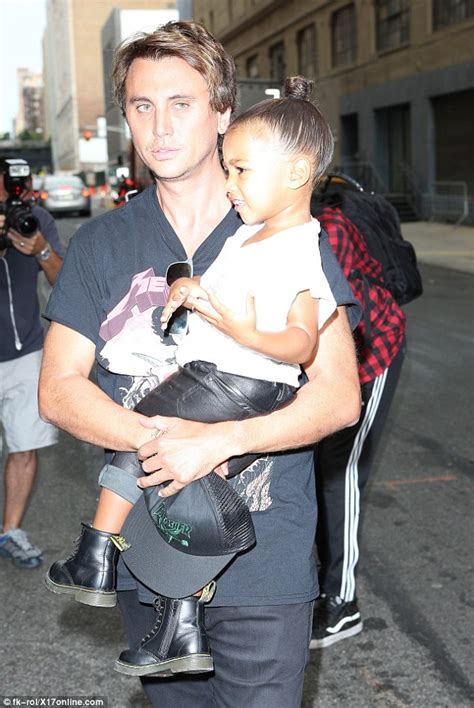 Kim Kardashians Bff Jonathan Cheban Takes Care Of Little North West Daily Mail Online