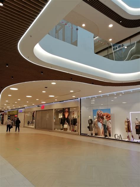 Westland Shopping Center Breeam Renovation And Extension Boydens