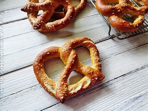 Made in germany hergestellt in deutschland in deutschland hergestellt aus deutschland. Homemade German Pretzels: German pretzel recipe