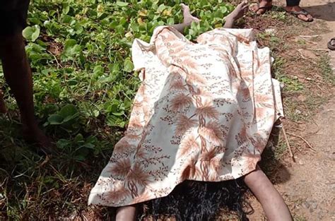 Unidentified Dead Bodies Of A Woman And A Girl Child Dailynews