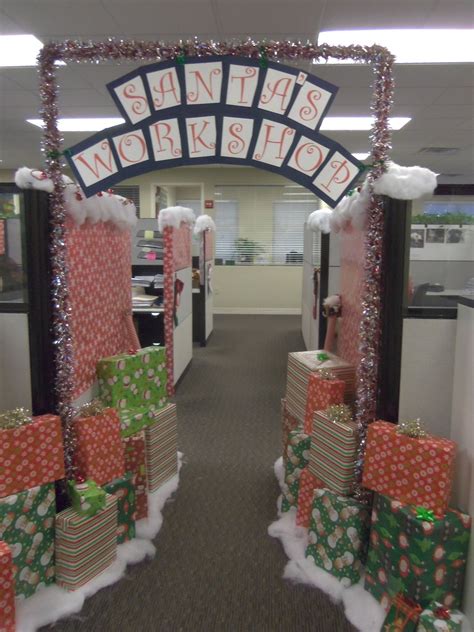 Top 10 Christmas Decorating Themes For Office To Create A Festive Workspace