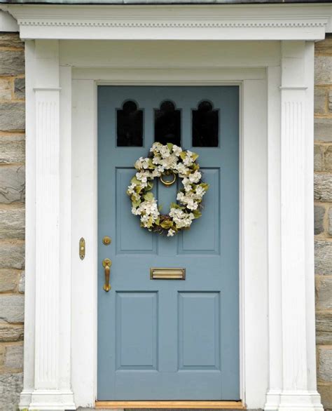 3 Front Door Colors That Could Help Your Home Sell For More According