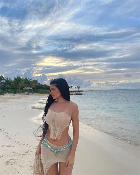 kylie jenner fappening time page 3