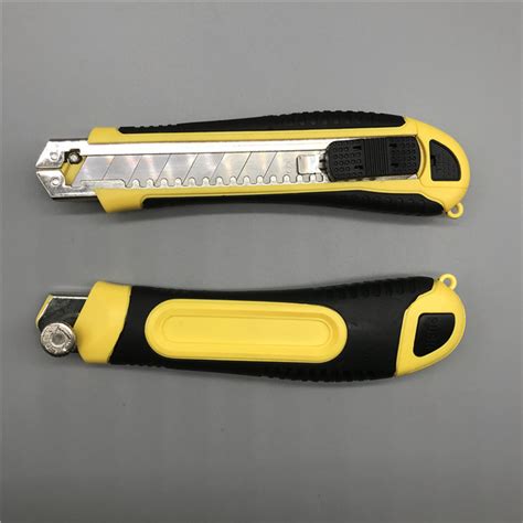 Cheap 18mm Plastic 5 Blades Auto Loading Cutter Knife Snap Blade Knife
