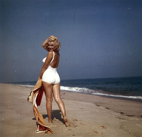 Marilyn Monroe White Bikini R Classicscreenbeauties