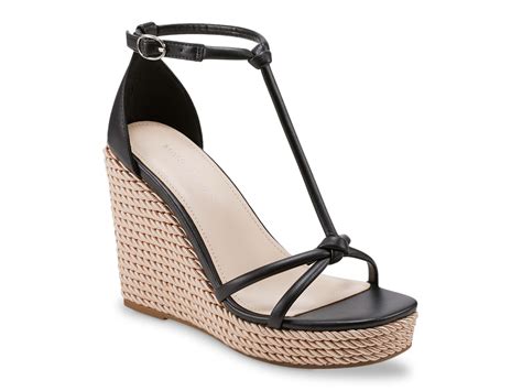 Marc Fisher Zinck Platform Sandal Free Shipping DSW