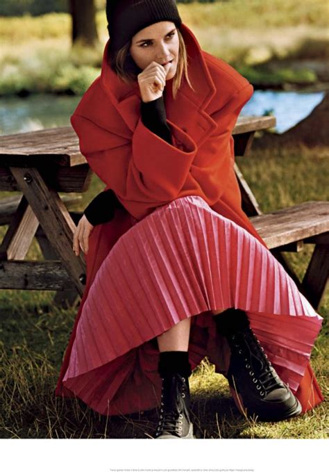Emma watson is a model by profession, an activist, but the world knows her as an actress. Emma Watson - Vanity Fair Italy 01/29/2020 Issue • CelebMafia