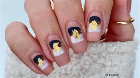 these classy nail designs that will go well with any outfit fashionisers©