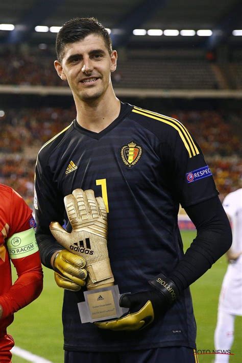 Thibaut Courtois Proud Moment To Receive My Golden Glove From The