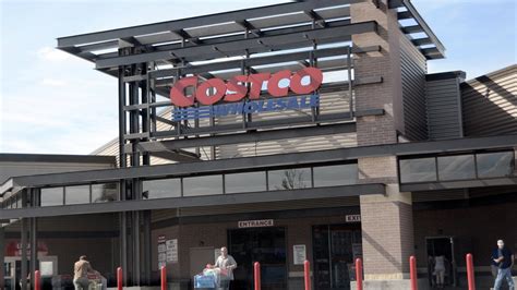 costco among retailers asking president trump not to implement sweeping tariffs puget sound