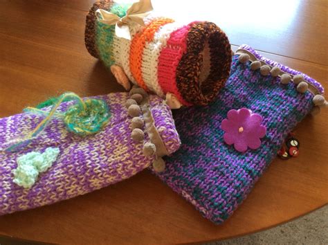 Twiddle Muffs Made From Scraps Of Yarn Twiddle Muffs Craft Projects Yarn