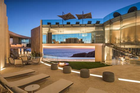 Cliffside Mansion With Panoramic Ocean Views Asks 30m In La Jolla