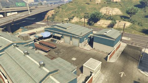 Cypress Flats Vehicle Warehouse In Gta Online On The Gta 5 Map Gta Boss