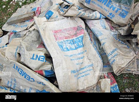 EMPTY BAGS OF CEMENT B Stock Photo - Alamy
