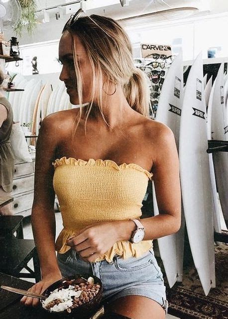 Take A Look At These Hot Tube Tops For Summertime Cute Summer Outfits