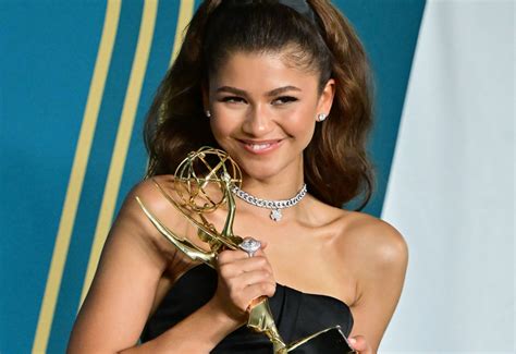 zendaya makes emmy history as first black woman to win lead actress in drama series twice also