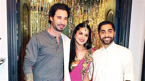 Sunny Leone S Brother Gets Married