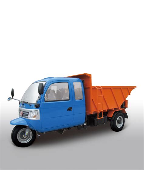 Wuzheng Closed Cargo Diesel Motorized Three Wheel Tricycle China 3