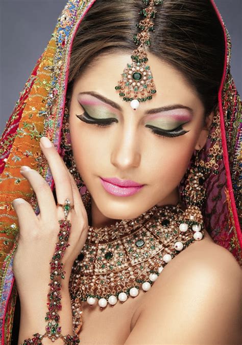 Asian Bridal Makeup 12 Photos