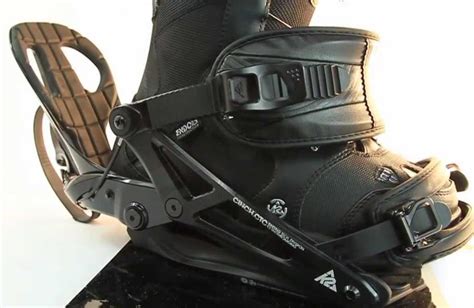 A Guide To Rear Entry Snowboard Bindings Snowboard Selector
