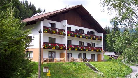 Von diesen häuser können zwei gekauft werden.zudem befindet sich bad kleinkirchheim in der region nockberge bad kleinkirchheim mit weiteren 8 häuser. Haus Bergblick in Bad Kleinkirchheim, Kärnten