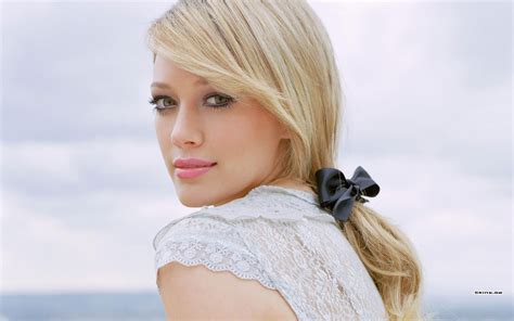 hilary duff blonde wallpaper coolwallpapers me