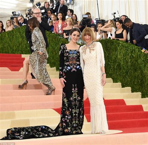 Taylor Swift Stuns In Silver Dress As She Leads The Met Gala Arrivals