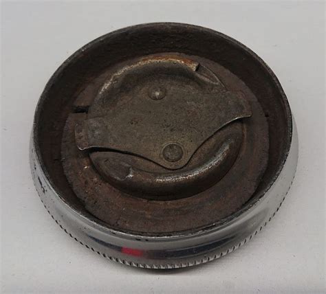 Vintage Chrome Gas Cap - Pre Sixties Vintage Auto SupplyPre Sixties