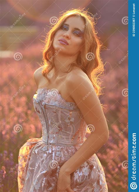 Natural Unretouched Woman On Sunset Stock Image Image Of Blonde Life