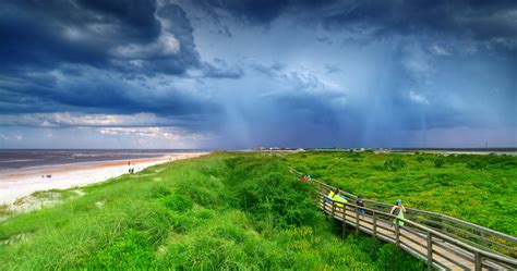 Beach Bridge Sea 4k Ultra Hd Wallpaper High Quality Walls