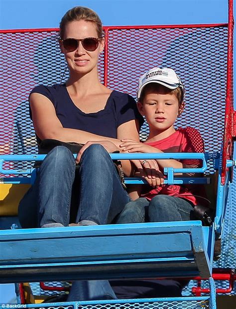 January Jones And Son Xander Enjoy California Day Out Daily Mail Online