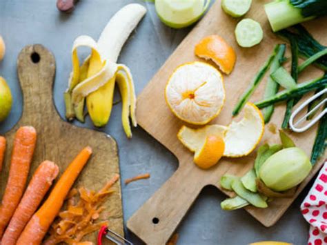 Heres How You Can Use The Leftover Fruit And Vegetable Peels