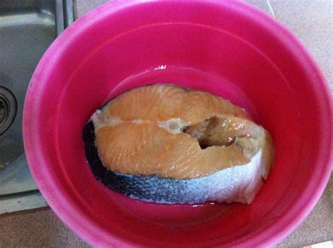 1 keping isi ikan salmon. warna-warni pelangi (my heart little diary): Resepi Sambal ...