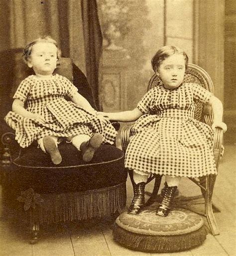 There Is Something Wrong About These 10 Victorian Era Photos Quizai
