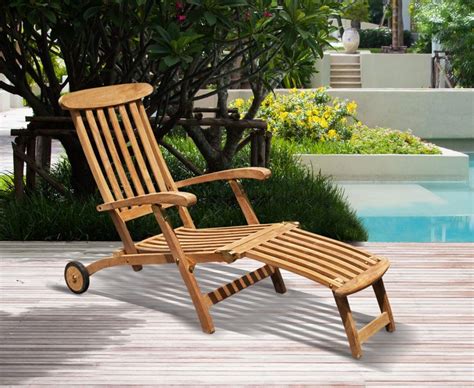 The vintage steamer lounger chair is synonomous with the golden age of luxury steam travel. Halo Teak Steamer Chair with Cushion, Wheels & Brass Fittings