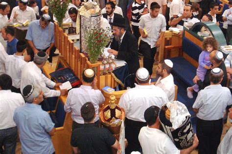Simple Photography Simchat Torah In Ramat Sharett
