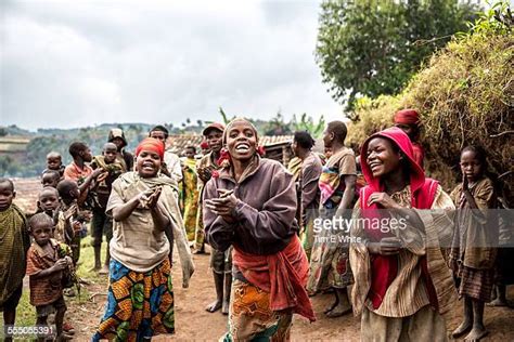 Pygmies Women Photos And Premium High Res Pictures Getty Images