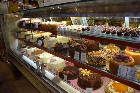 Raw cakes, vegan donuts, vegan brownies and much more. Whole Foods - AMAZING CAKES!