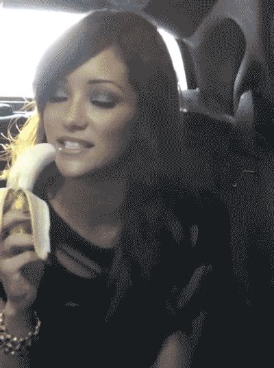 These Gifs Of Girls Eating Bananas Are The Sexiest Thing You Ll See