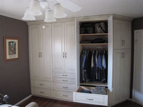 Pin By Danielle Coote On Home Build A Closet Bedroom Cupboard
